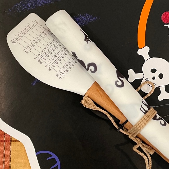 Rae Dunn 3 piece Baking Set SCAREDY CAT πββ¬ - Picture 3 of 3